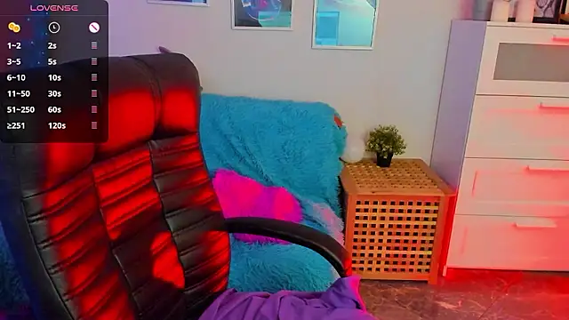 BellaTorne  online show from December 2024 07:34:02 PM