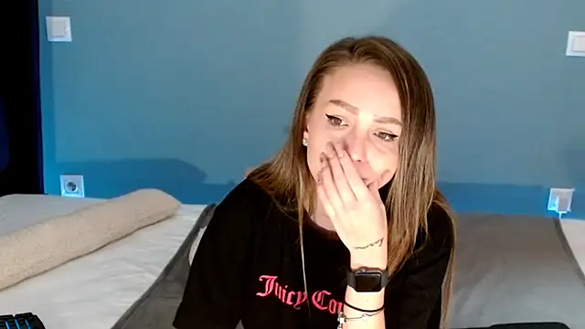 Snapshot of AnnaMaee chatting on January 2025 04:48:02 AM AnnaMaee online show from January 2025 04:48:02 AM