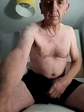 Snapshot of mr_english50 chatting on October 2025 09:58:02 PM mr english50 online show from October 2025 09:58:02 PM