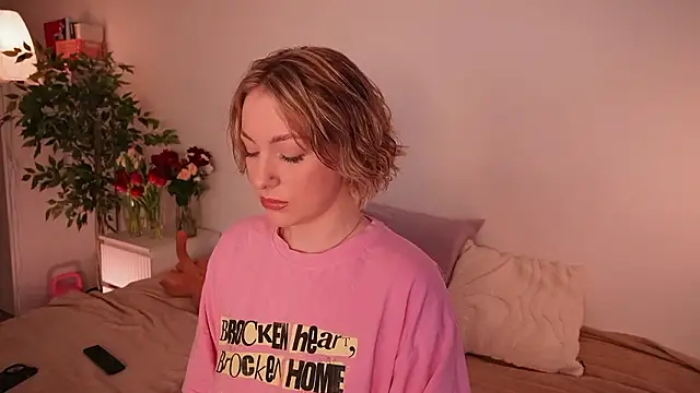 kris69kiss online show from March 2026 01:04:02 PM