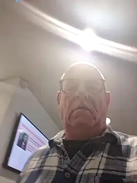 Snapshot of andrejoyfull64 chatting on September 2025 01:16:01 PM andrejoyfull64 online show from September 2025 01:16:01 PM