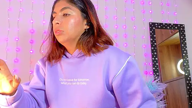 im anna  online show from February 2026 08:16:01 PM