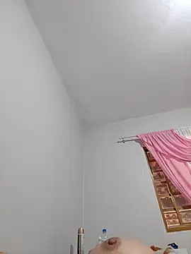 Snapshot of BrendaBittencourt chatting on November 2025 10:21:01 AM BrendaBittencourt online show from November 2025 10:21:01 AM