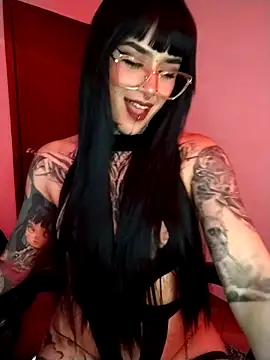 Snapshot of taaylor33 chatting on December 2024 08:27:02 AM taaylor33 online show from December 2024 08:27:02 AM