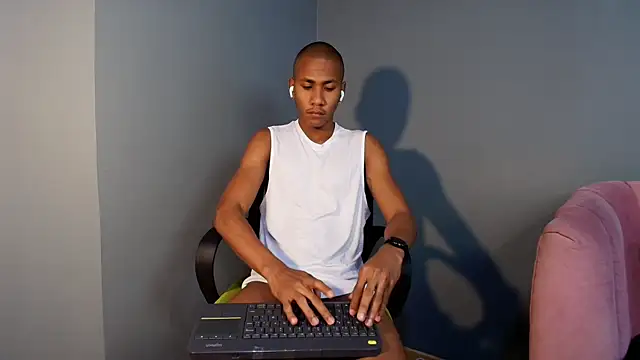 Ethan Fox11 online show from February 2025 02:12:01 PM