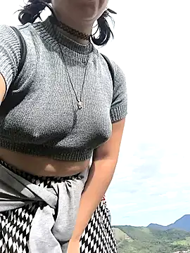 GerallFoxxx online show from October 2025 01:06:02 PM