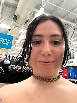 GerallFoxxx online show from April 2026 04:01:01 PM