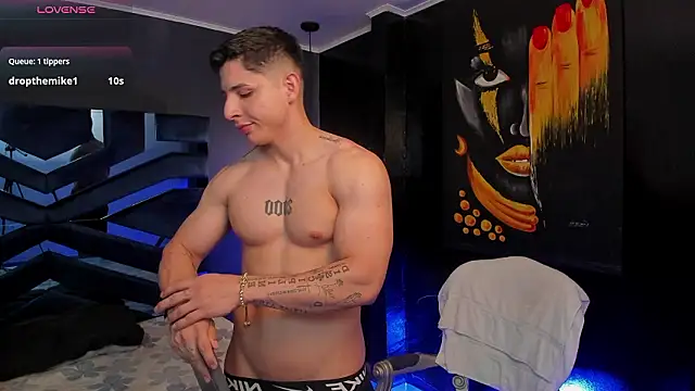 Johan Williams 07 online show from March 2026 05:35:01 AM