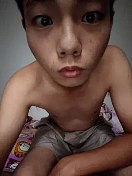 Snapshot of LiuQianXi5726 chatting on February 2025 03:43:01 AM LiuQianXi5726 online show from February 2025 03:43:01 AM