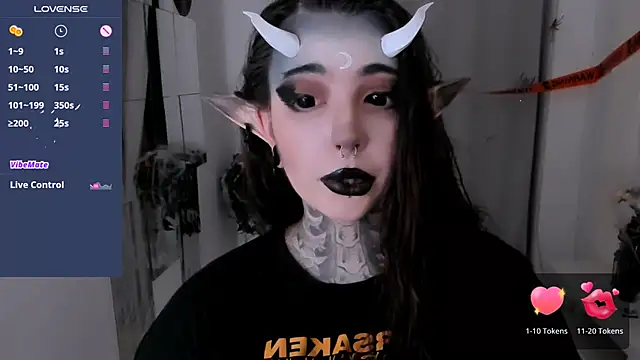 Dixi Pixi  online show from October 2025 05:57:02 AM