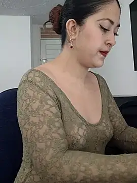 LisbethMoore  online show from November 2025 05:36:02 PM