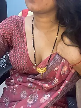 Spicy sari girl online show from February 2025 03:04:02 PM