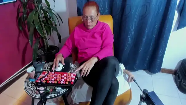 BrendaSex Hot online show from November 2025 08:41:02 PM