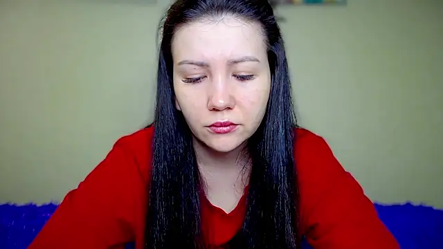 AlexaCruze online show from December 2024 04:25:01 PM