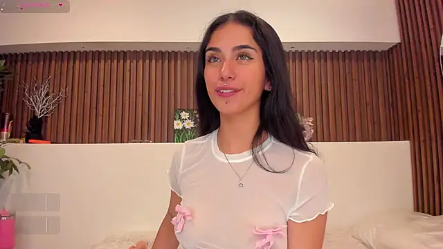 Snapshot of isabella_cooper9 chatting on December 2024 11:29:01 PM isabella cooper9 online show from December 2024 11:29:01 PM