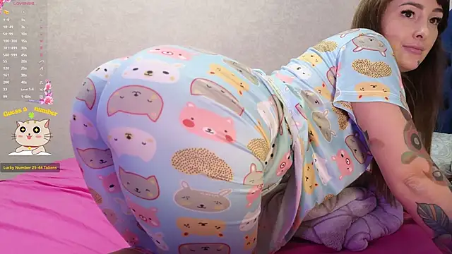 kimmie meow online show from November 2025 08:08:02 PM