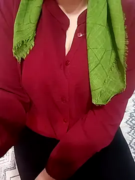 Snapshot of _Sahra_ chatting on February 2025 07:37:02 PM Sahra online show from February 2025 07:37:02 PM