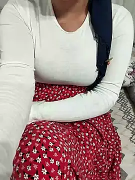 Snapshot of _Sahra_ chatting on November 2025 05:11:01 PM Sahra online show from November 2025 05:11:01 PM