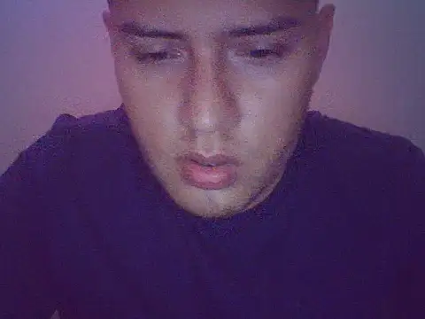 Snapshot of Malandralle chatting on December 2025 05:45:02 AM Malandralle online show from December 2025 05:45:02 AM