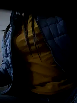 Tuongvy05 online show from December 2025 02:48:01 PM