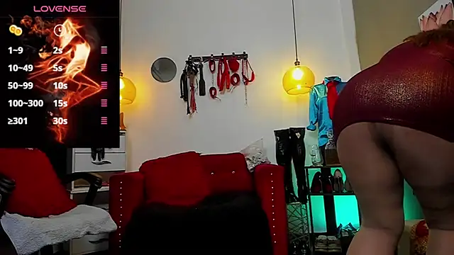 LiaTaylorr online show from March 2025 12:37:01 PM