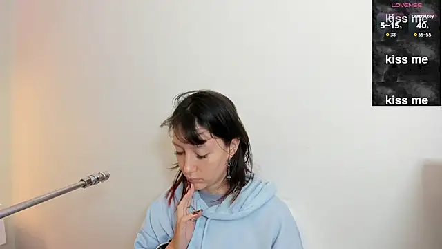 Snapshot of lizzy_davis_1 chatting on October 2025 04:03:02 AM lizzy davis 1 online show from October 2025 04:03:02 AM