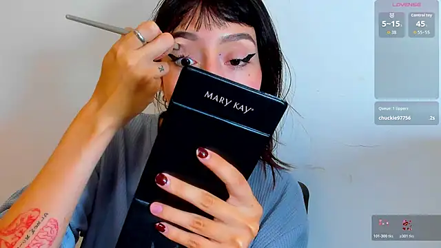 Snapshot of lizzy_davis_1 chatting on November 2025 04:18:01 AM lizzy davis 1 online show from November 2025 04:18:01 AM