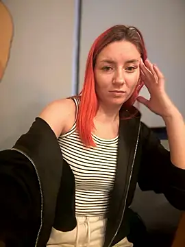 Snapshot of Crazy-Rosa chatting on December 2024 04:29:02 PM Crazy-Rosa online show from December 2024 04:29:02 PM