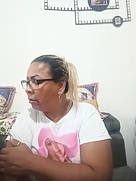 Snapshot of Afroditabichota chatting on November 2025 12:00:01 AM Afroditabichota online show from November 2025 12:00:01 AM