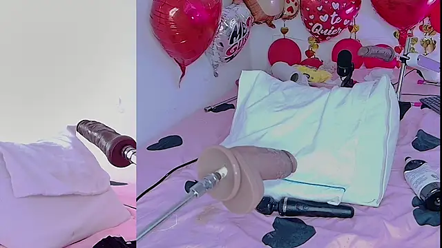 Snapshot of LinayAndValenMVP chatting on February 2025 01:03:01 AM LinayAndValenMVP online show from February 2025 01:03:01 AM