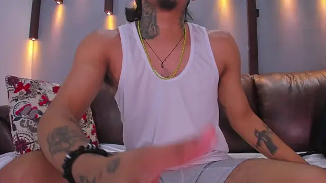  cannabitch online show from December 2024 01:18:02 PM