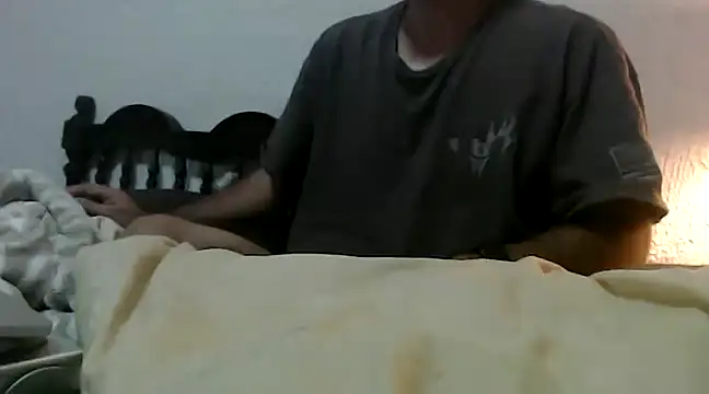 Snapshot of lover_camer chatting on February 2025 12:39:02 PM lover camer online show from February 2025 12:39:02 PM