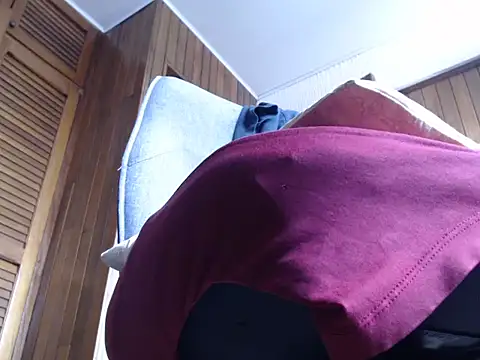 Snapshot of lover_camer chatting on September 2025 03:50:01 PM lover camer online show from September 2025 03:50:01 PM