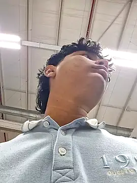  Ottis  online show from November 2025 06:52:01 PM