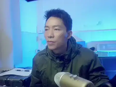 xhqds online show from February 2025 03:52:01 PM