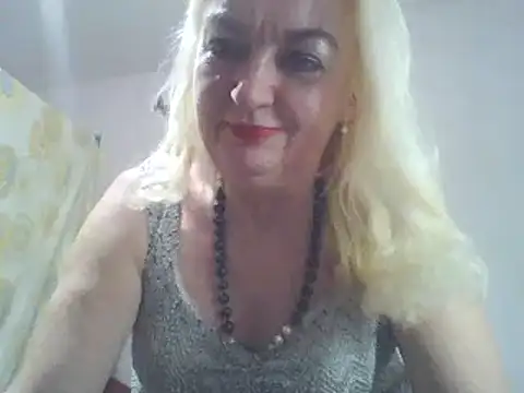 Snapshot of Meri798 chatting on December 2024 04:27:02 PM Meri798 online show from December 2024 04:27:02 PM