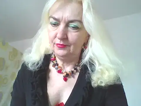 Snapshot of Meri798 chatting on February 2025 01:38:02 PM Meri798 online show from February 2025 01:38:02 PM