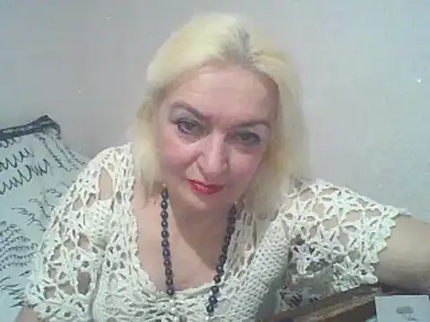 Snapshot of Meri798 chatting on February 2025 08:31:01 PM Meri798 online show from February 2025 08:31:01 PM