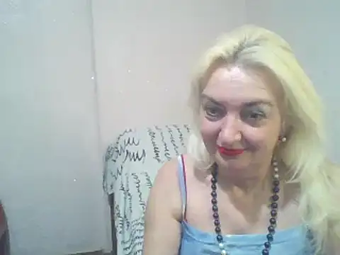 Snapshot of Meri798 chatting on March 2025 05:08:01 AM Meri798 online show from March 2025 05:08:01 AM