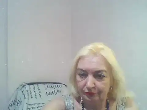 Snapshot of Meri798 chatting on March 2025 04:45:01 PM Meri798 online show from March 2025 04:45:01 PM