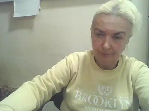 Snapshot of Meri798 chatting on September 2025 07:19:02 PM Meri798 online show from September 2025 07:19:02 PM