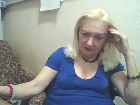 Snapshot of Meri798 chatting on November 2025 09:48:02 PM Meri798 online show from November 2025 09:48:02 PM