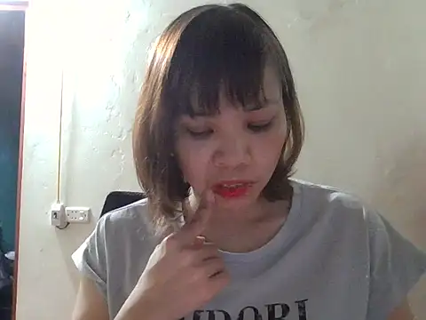 Angela-Eira online show from October 2025 07:52:02 AM