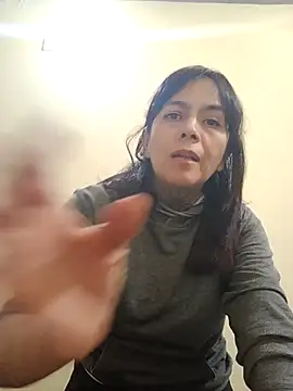 Dakary hot online show from December 2025 07:53:01 PM