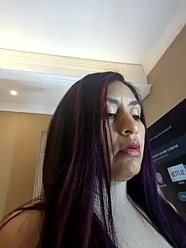 Snapshot of MonicaMoret chatting on January 2025 12:05:02 PM MonicaMoret online show from January 2025 12:05:02 PM