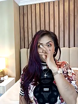 Snapshot of MonicaMoret chatting on March 2025 12:03:01 PM MonicaMoret online show from March 2025 12:03:01 PM