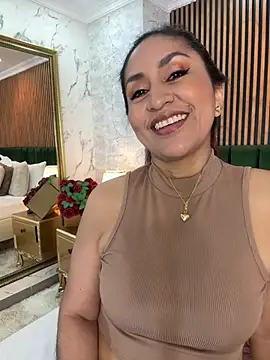 Snapshot of MonicaMoret chatting on February 2026 12:34:02 PM MonicaMoret online show from February 2026 12:34:02 PM