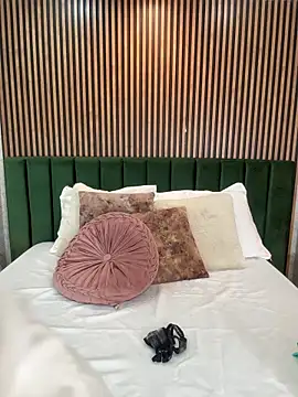 MonicaMoret online show from March 2026 12:08:01 PM