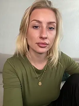 belle98 online show from March 2026 10:19:01 AM