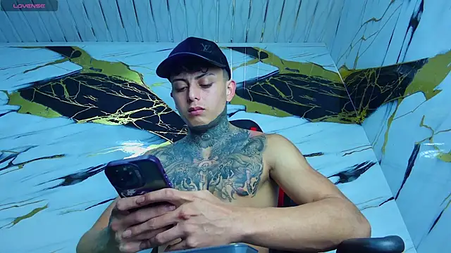 Kevin22 222 online show from March 2025 12:59:01 AM